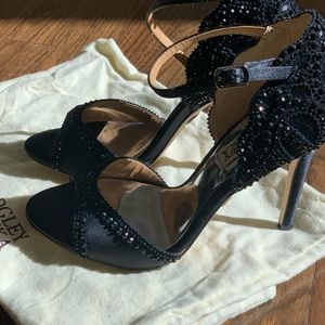 BADGLEY MISCHKA black stunning heels